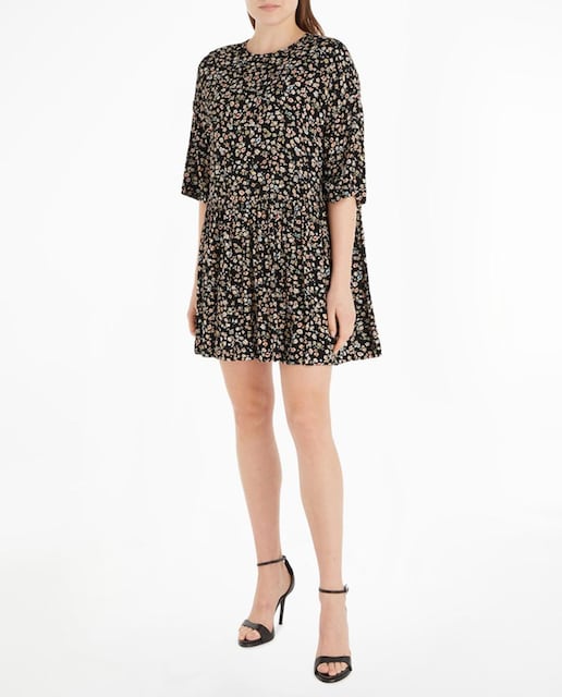 Imagen 0 de Vestido fluido estampado de corte mini