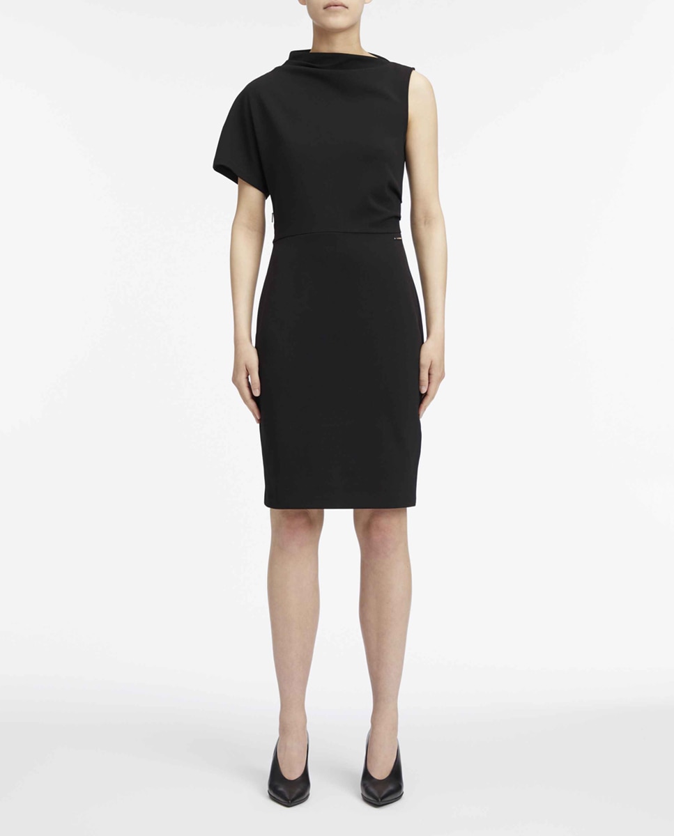 Imagen 0 de Vestido de crepé con mangas asimétricas