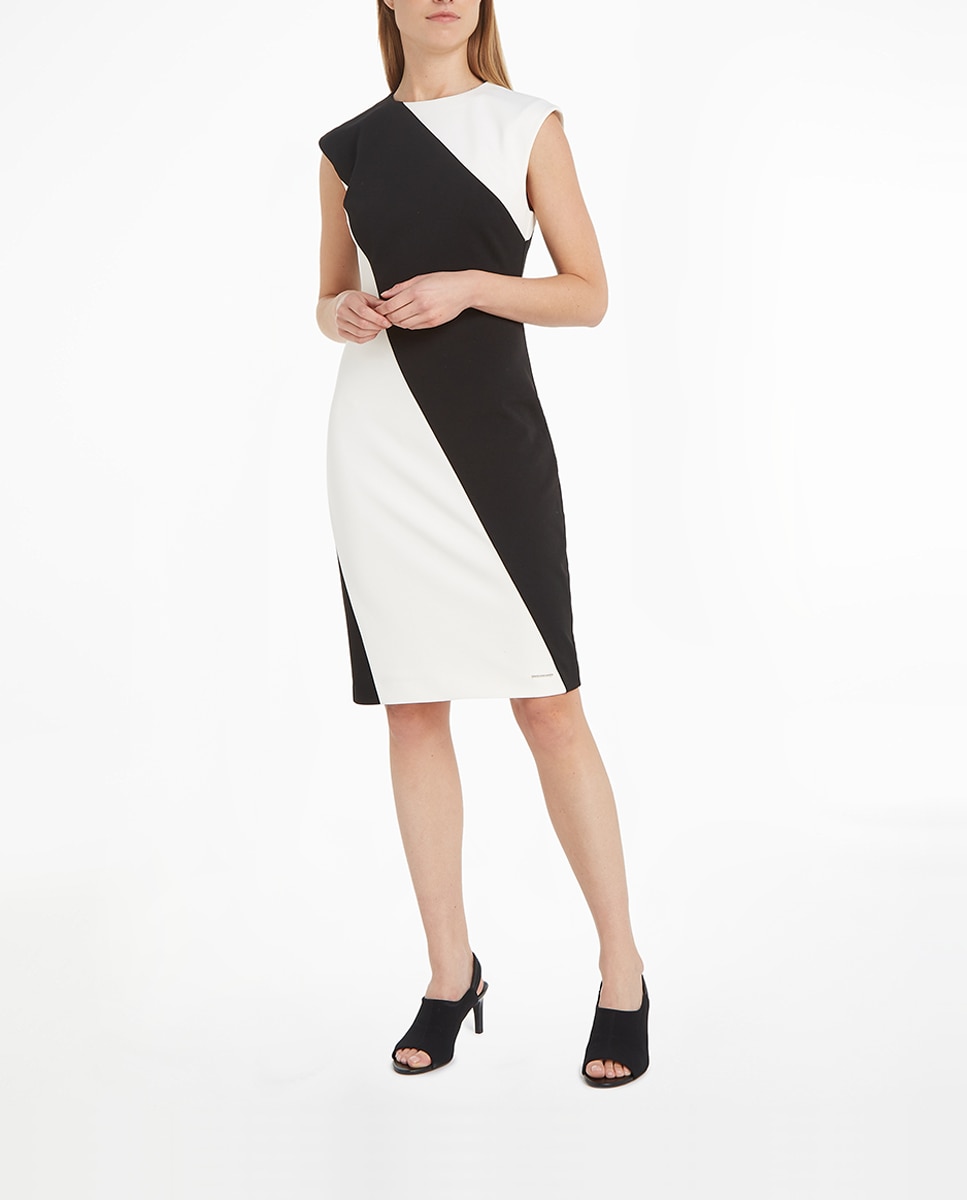 Imagen 0 de Vestido en scuba crepe color block blanco y negro