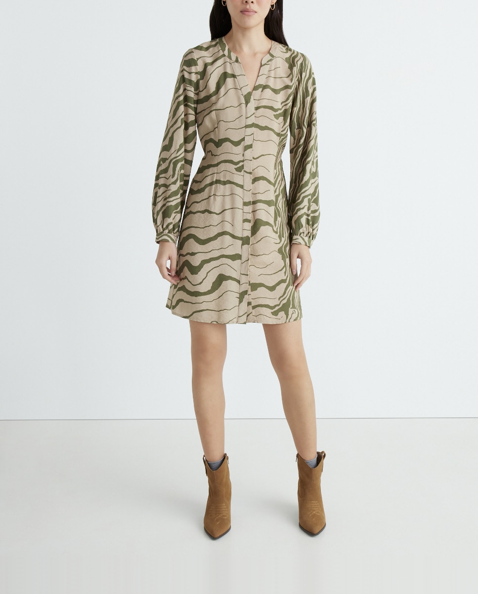 Imagen 0 de Vestido tipo camisa ancho