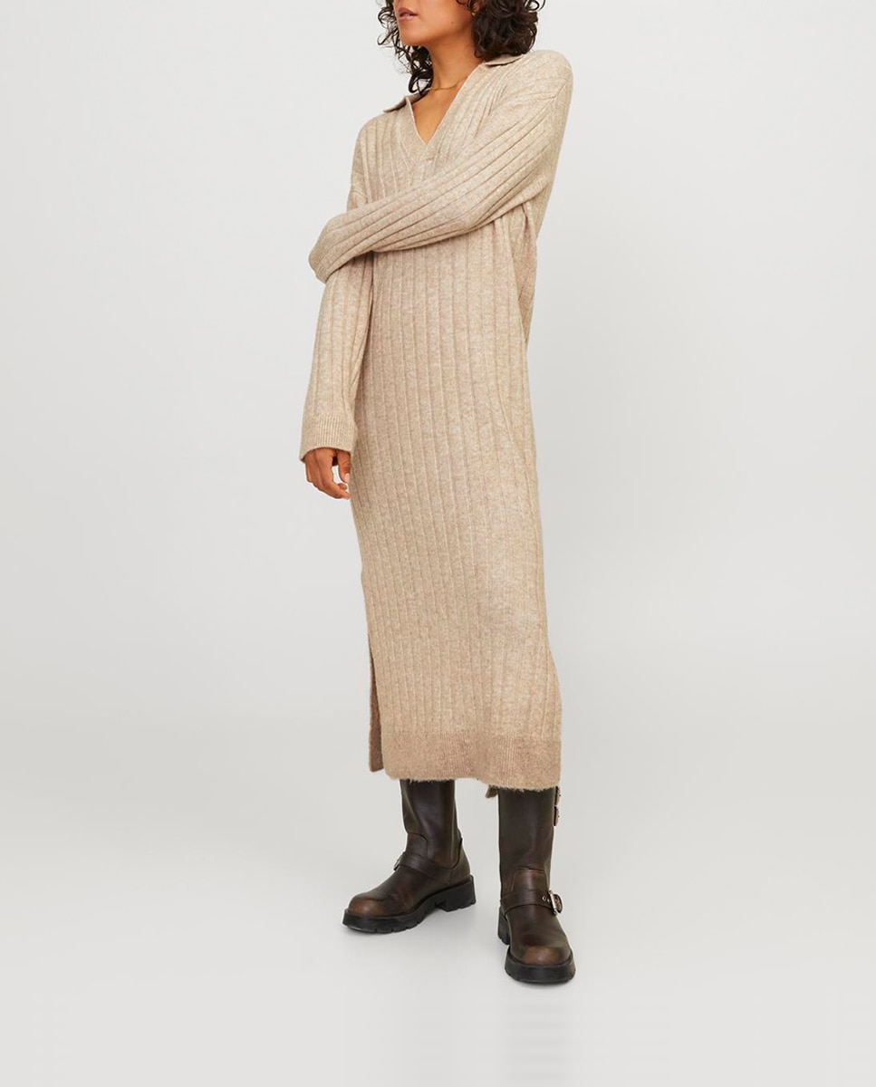 Imagen 0 de Vestido midi de punto cuello polo