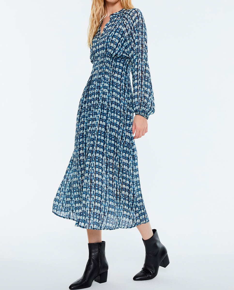 Imagen 0 de Vestido estampado cuello pico de mujer