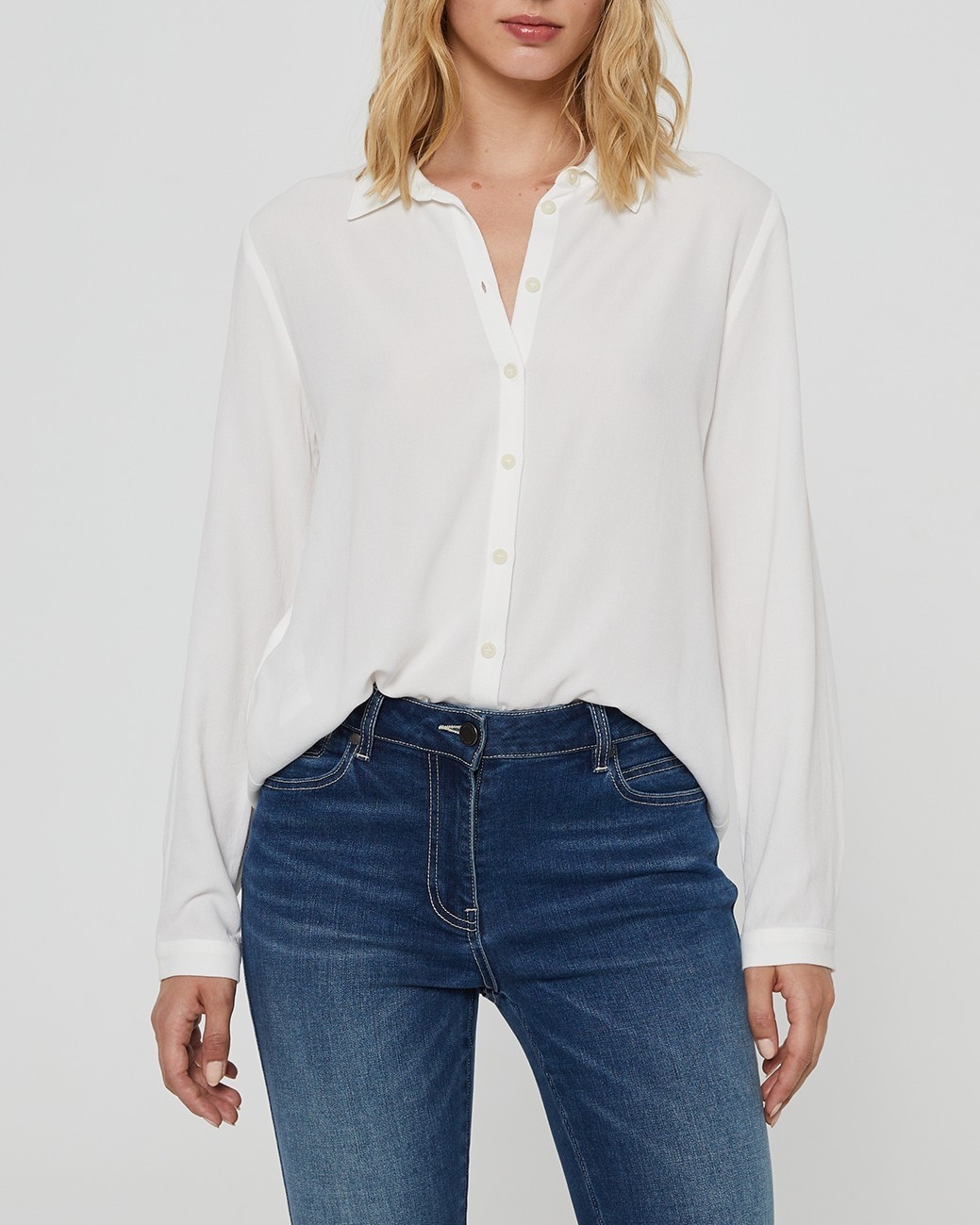 Imagen 0 de Camisa lisa manga larga de mujer