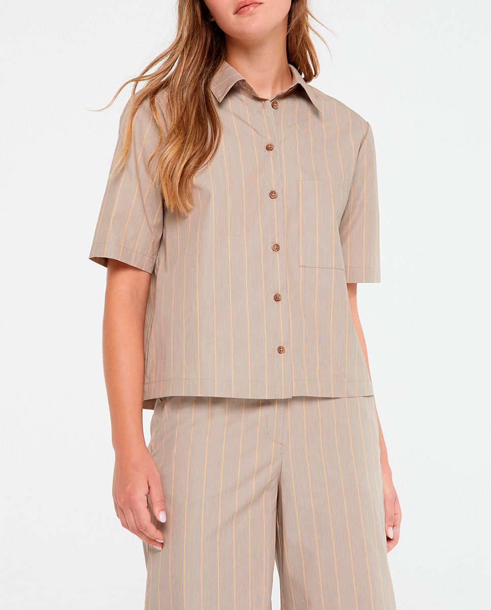 Imagen 0 de Camisa cortacuello camisero de mujer