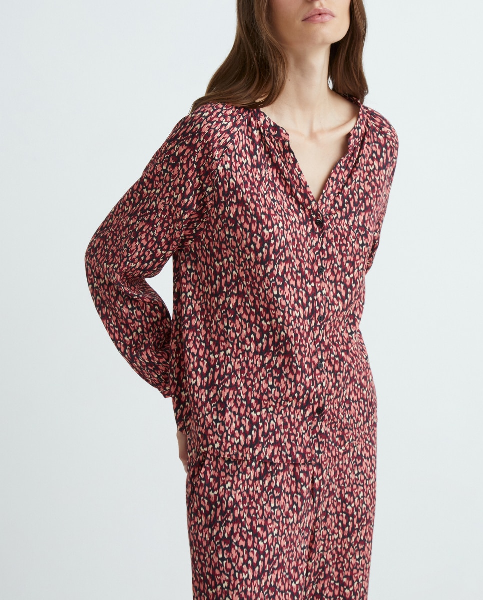 Imagen 0 de Camisa de mujer con mangas