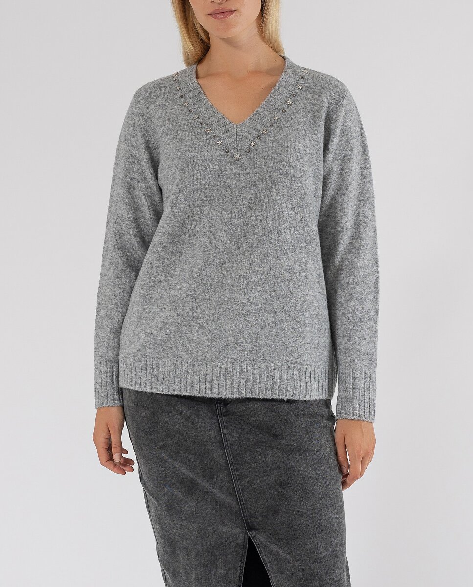 Imagen 0 de Sueter con tachas en cuello