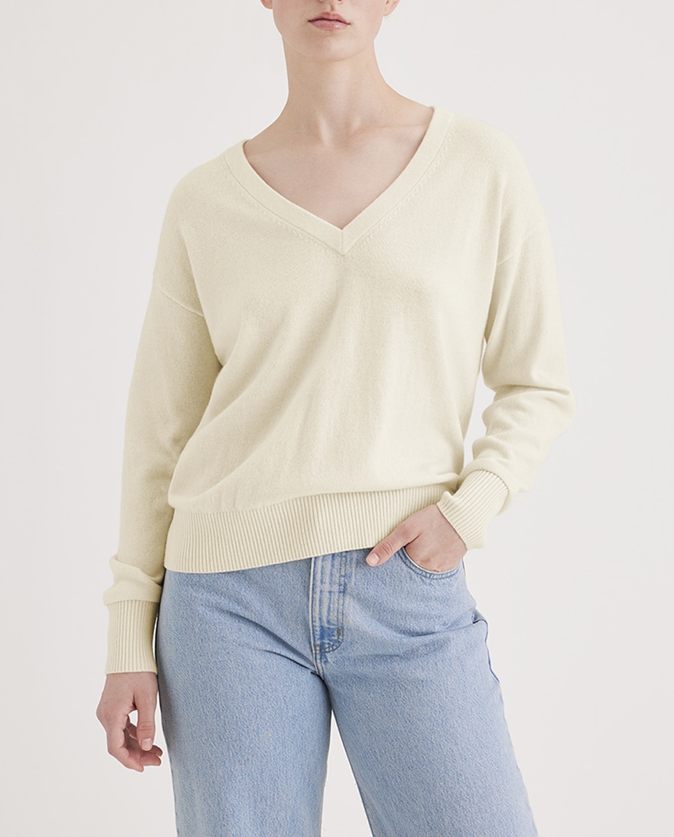 Imagen 0 de Jersey de mujer con cuello pico de lana.