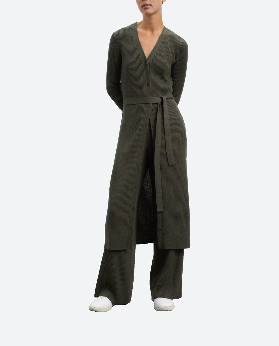 Imagen 0 de El vestido Romero está hecho de Lana reciclada 70%, tejido que reutilizamos en ECOALF para evitar así el uso de