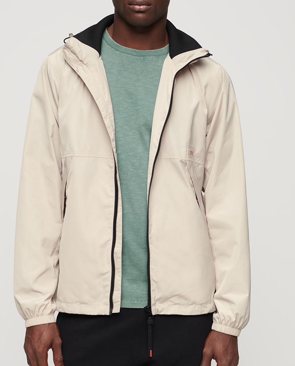 Imagen 0 de Chaqueta de hombre cortavientos con capucha SD
