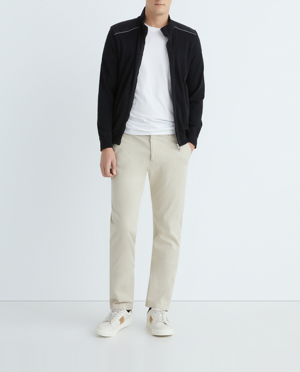 Pantalón de hombre chino liso — oferta en Primeriti