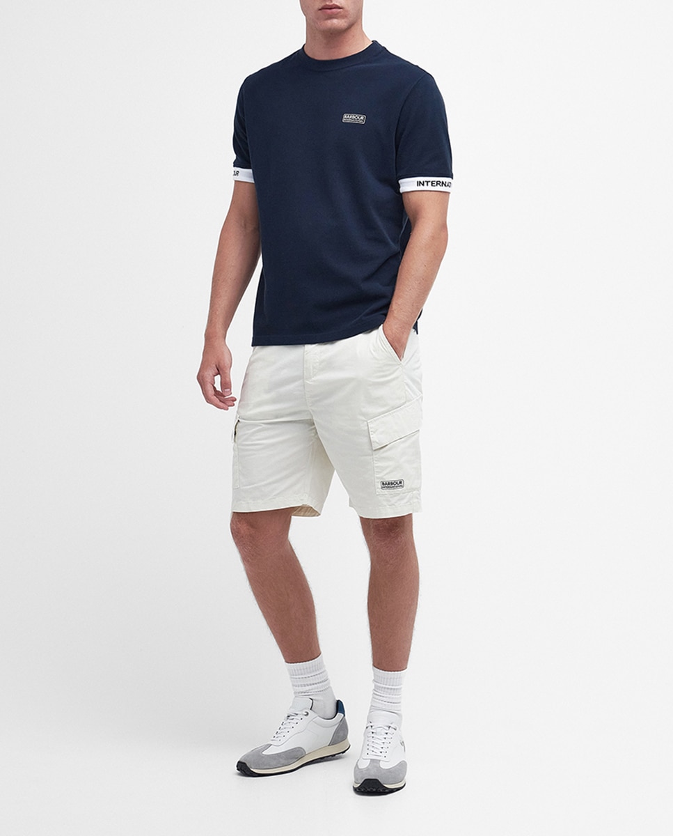 Imagen 0 de Pantalón corto de hombre de corte regular fit y bolsillos laterales