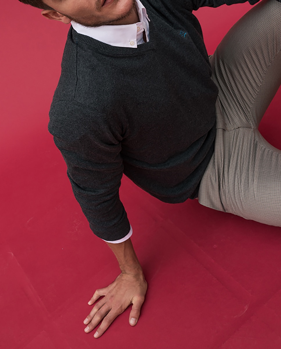 Imagen 0 de Jersey cuello pico