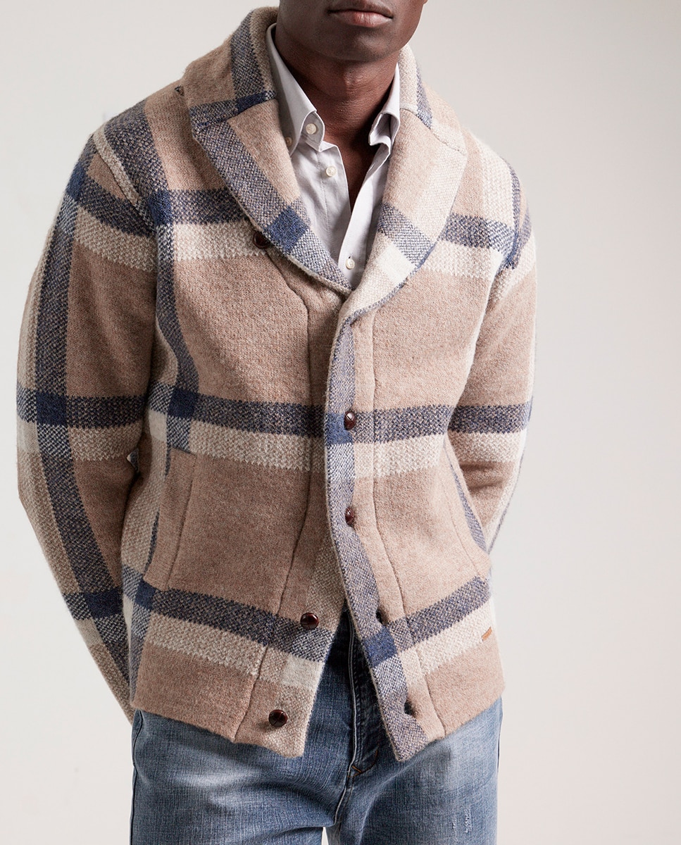 Imagen 0 de Chaqueta cuello chal tartán tostado
