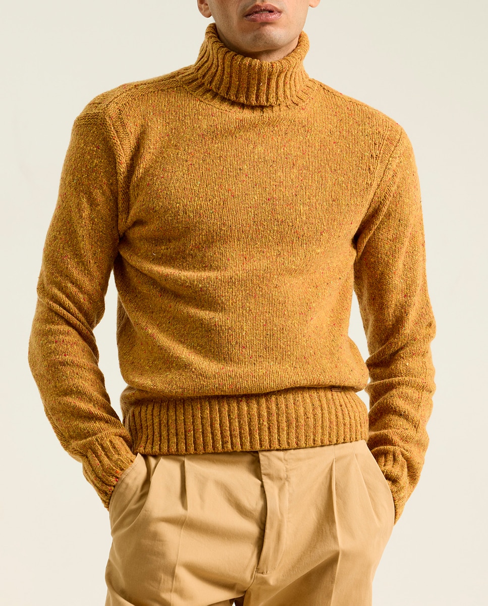 Imagen 0 de Jersey cuello dolce vita merino mostaza