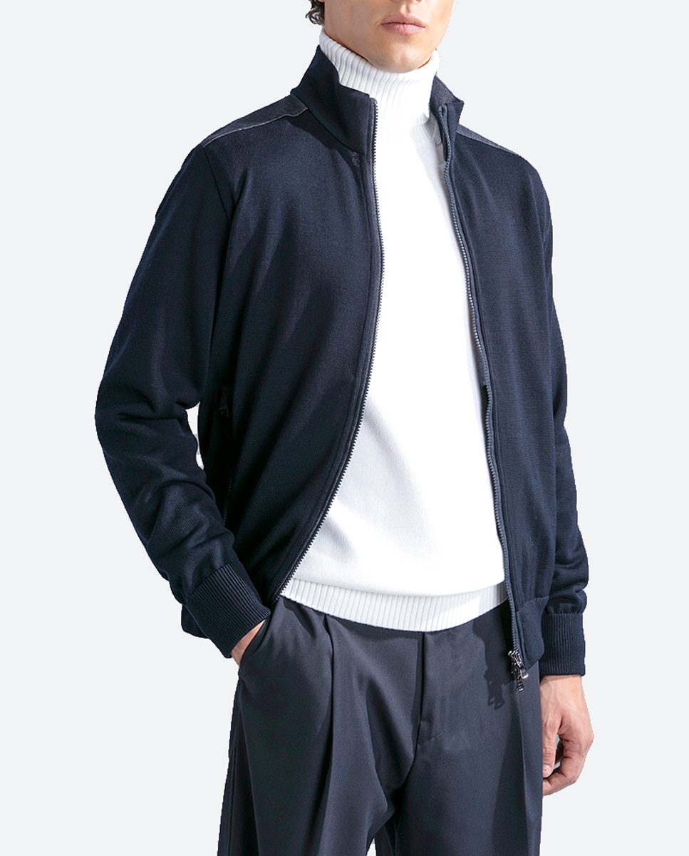 Imagen 0 de Cardigan de hombre cremallera dos bolsillos