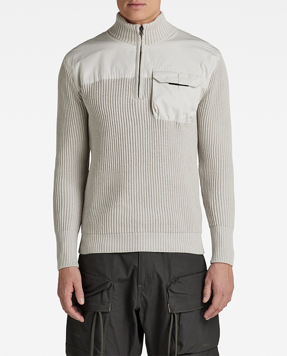 Imagen 0 de Jersey de punto Army Half Zip de corte recto y un bolsillo tejido con solapa en el pecho