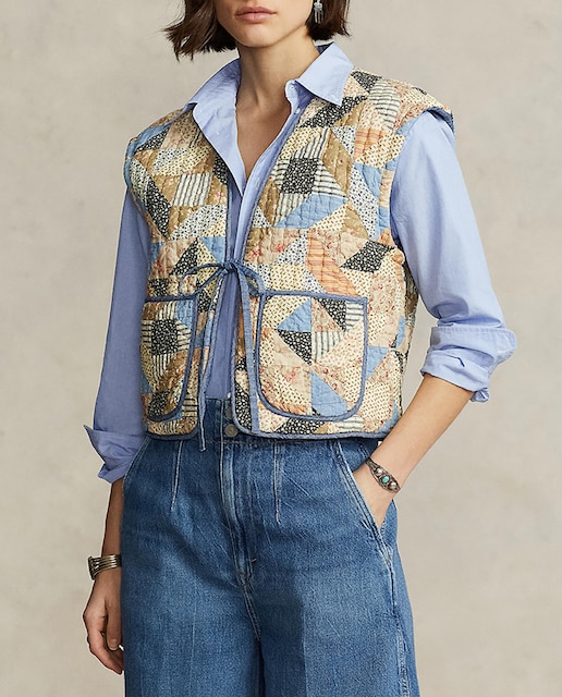 Imagen 0 de Chaleco de mujer con diseño patchwork y bolsillos