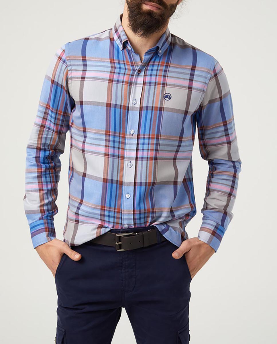 Imagen 0 de Camisa de hombre de cuadros, corte slim