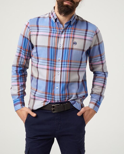 Imagen 0 de Camisa de hombre de cuadros, corte slim