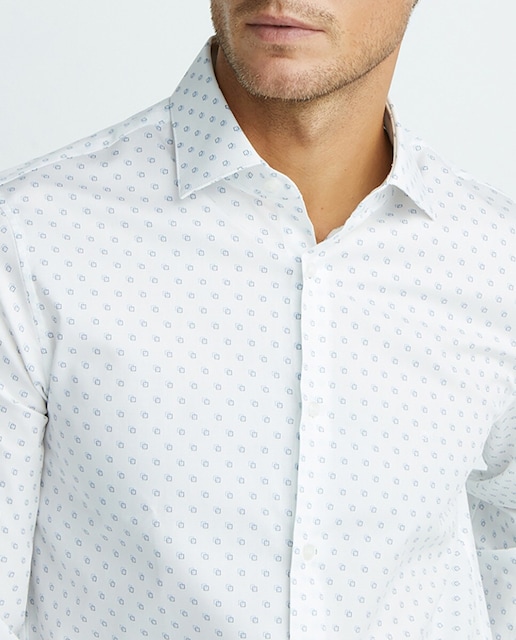 Imagen 0 de Camisa de hombre regular estampada blanca