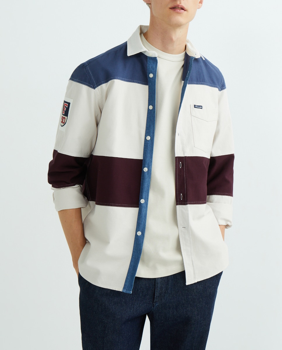 Imagen 0 de Camisa especial a rayas con parche espalda classic fit