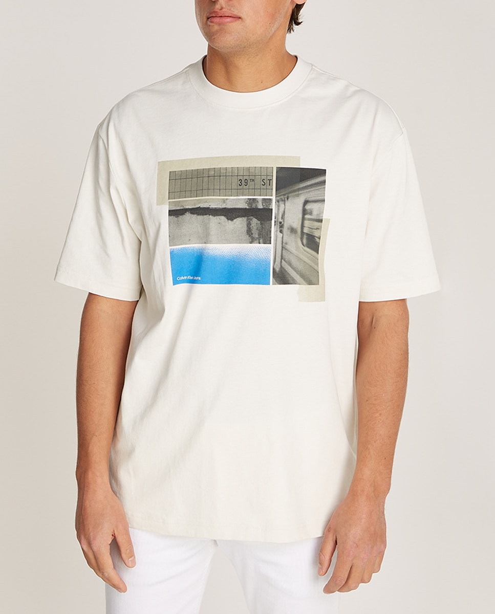 Imagen 0 de Camiseta hombre relaxed fit con estampado fotográfico