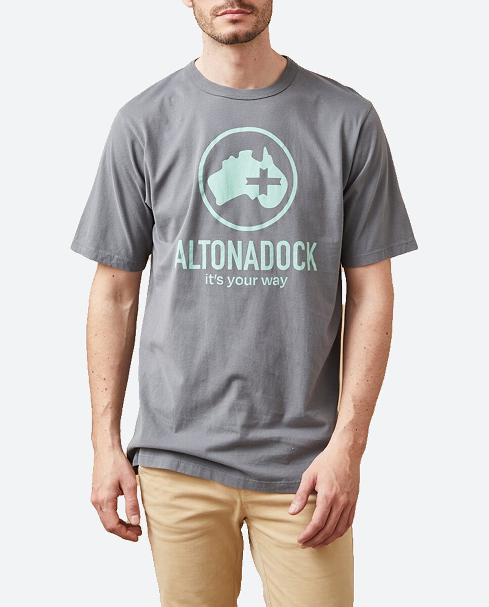 Imagen 0 de Camiseta de hombre, serigrafia de logo en delantero.