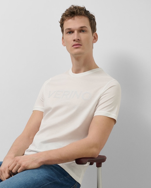 Imagen 0 de Camiseta de hombre manga corta con logo relieve pecho