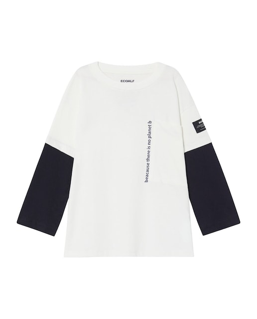 Imagen 0 de Camiseta manga larga con bolsillo en pecho y frase