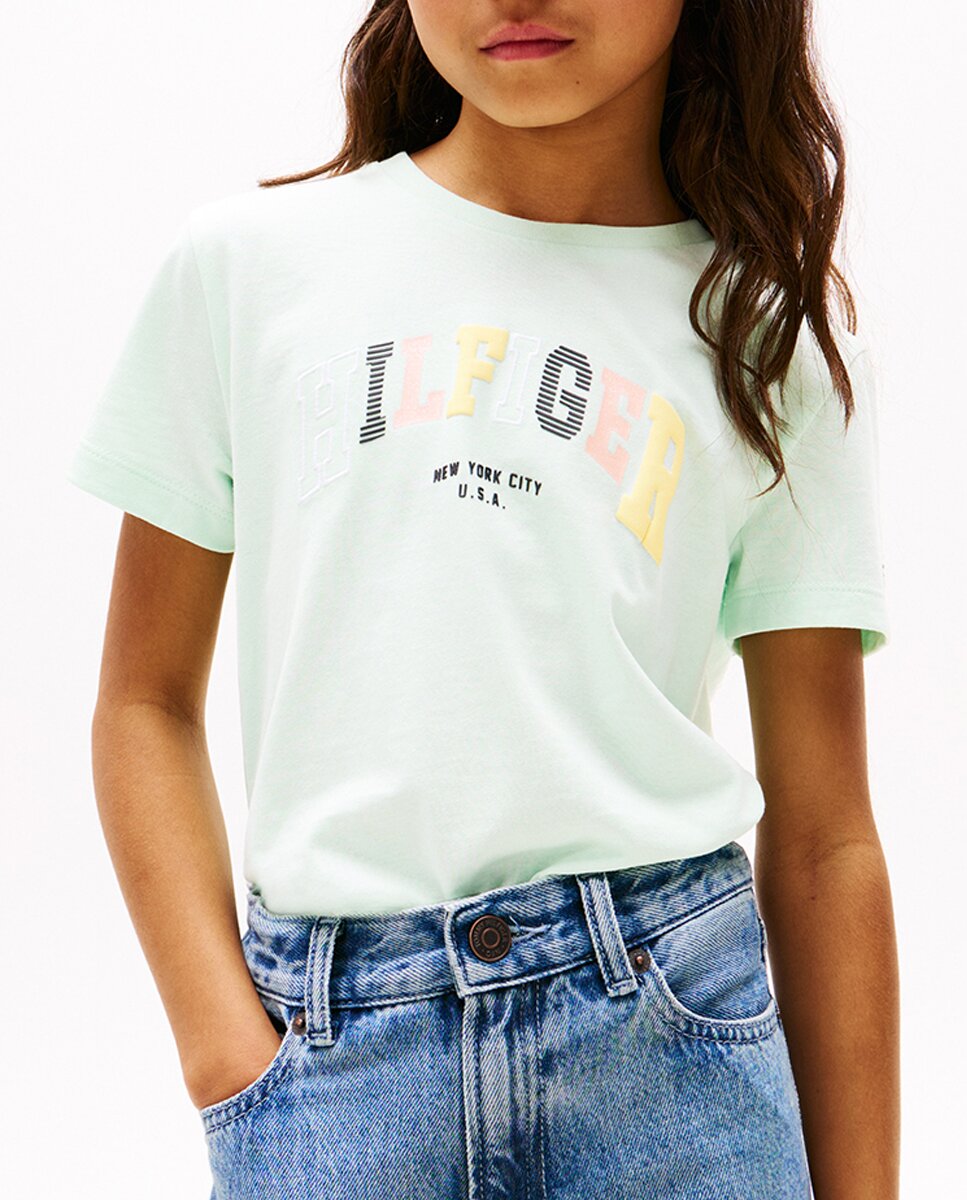 Imagen 0 de Camiseta de bebé niña manga corta con logo frontal engomado y cuello redondo