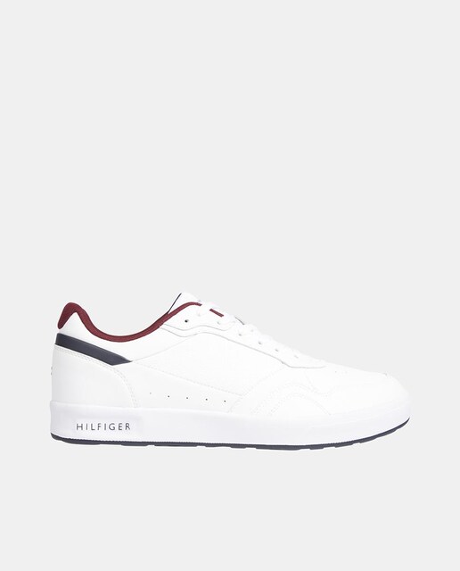 Imagen 0 de Zapatillas de hombre tipo basket bajas con detalles en contraste y suela EVA