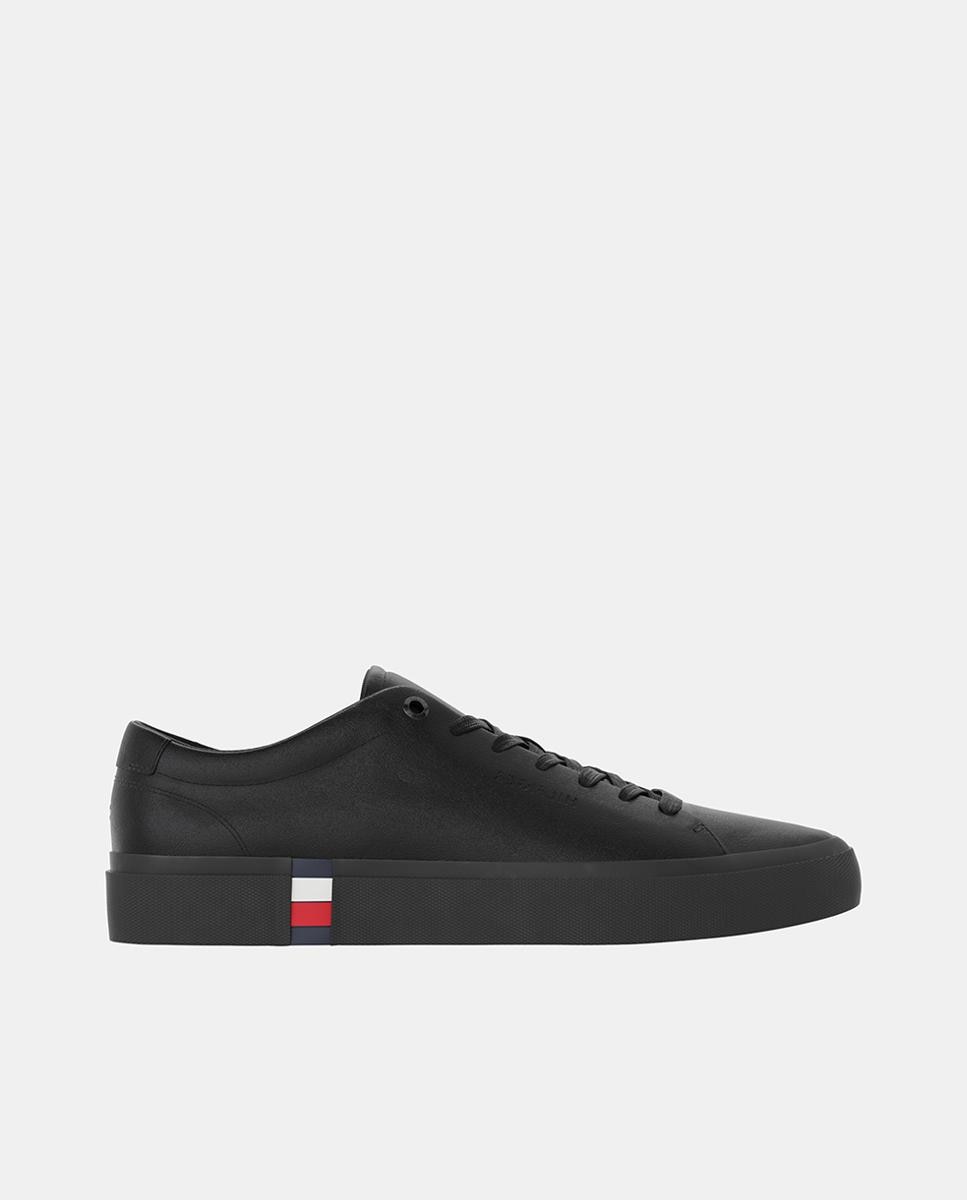 Imagen 0 de Zapatillas de hombre tipo casco bajas con logotipo y suela volumen
