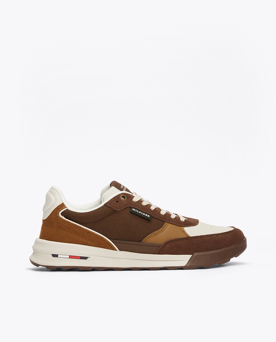 Imagen 0 de Zapatillas de hombre estilo running retro en mix de materiales