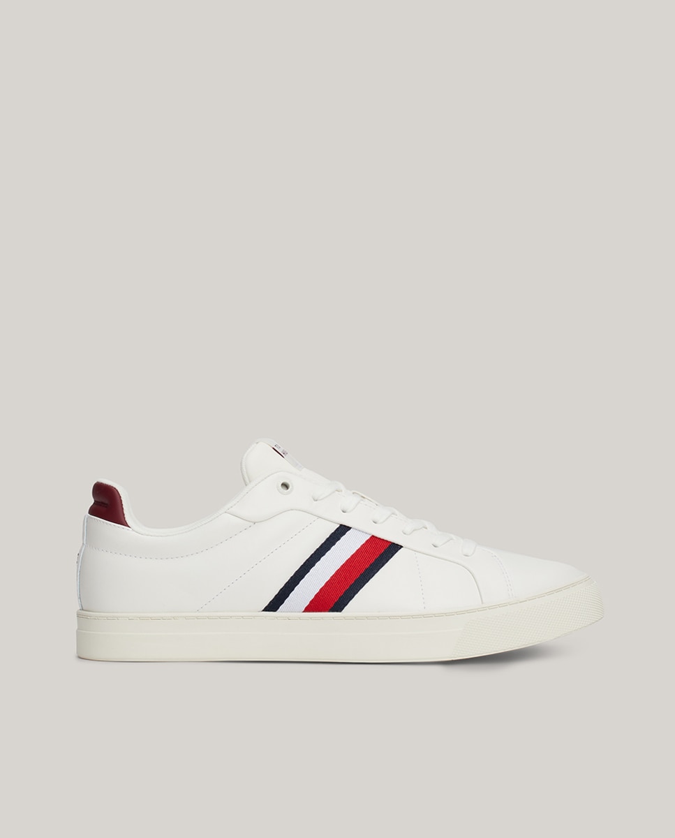 Imagen 0 de Zapatilla de hombre estilo casco