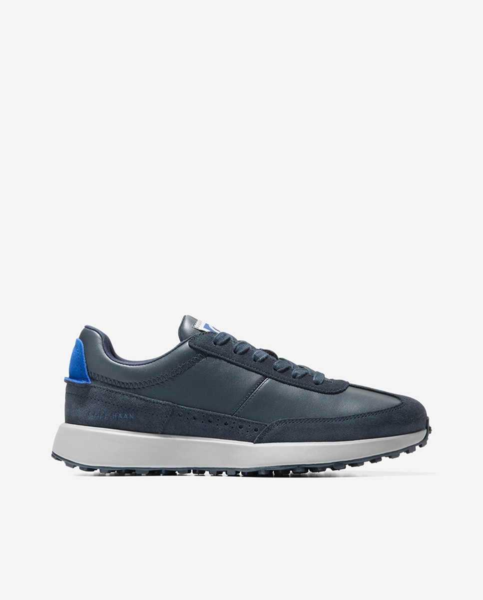 Imagen 0 de Zapatillas deportivas de hombre de silueta clásica con puntera en T