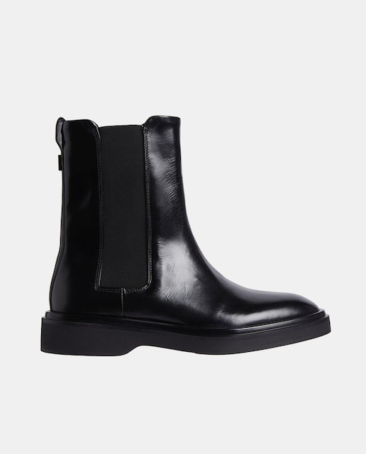 Imagen 0 de Botines de mujer tipo chelsea en piel