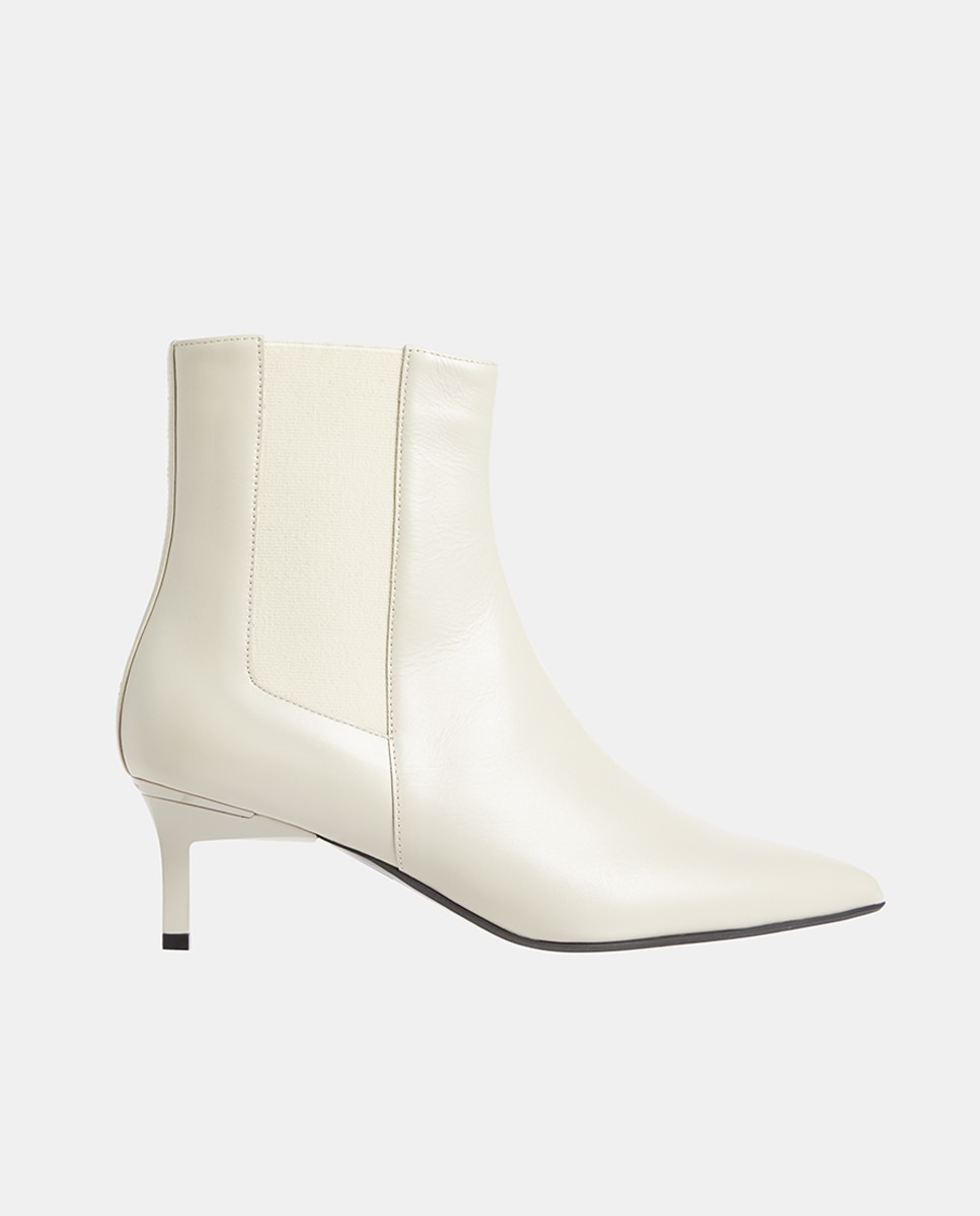 Imagen 0 de Botas Chelsea de piel con tacón Calvin Klein