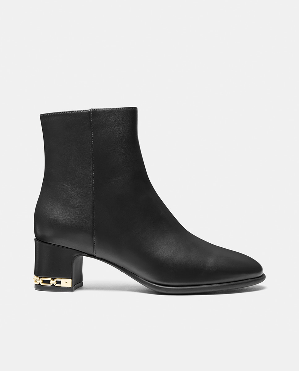 Imagen 0 de Botines de piel de mujer