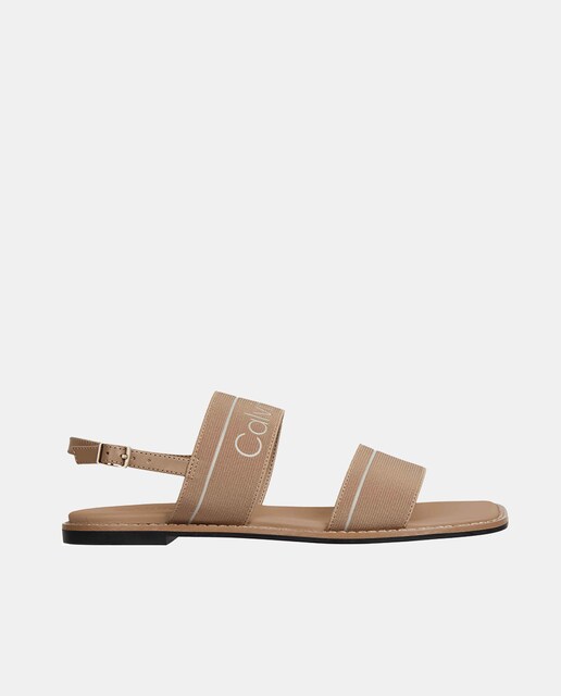 Imagen 0 de Sandalias planas de mujer con puntera cuadrada tiras anchas logotipadas y cierre de hebilla