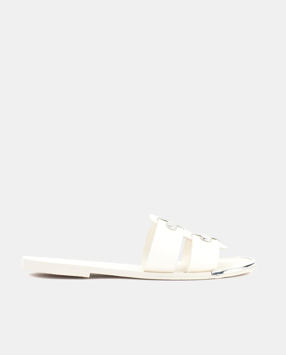 Sandalias planas Glynn de mujer en piel con tiras anchas y tachas — oferta en Primeriti