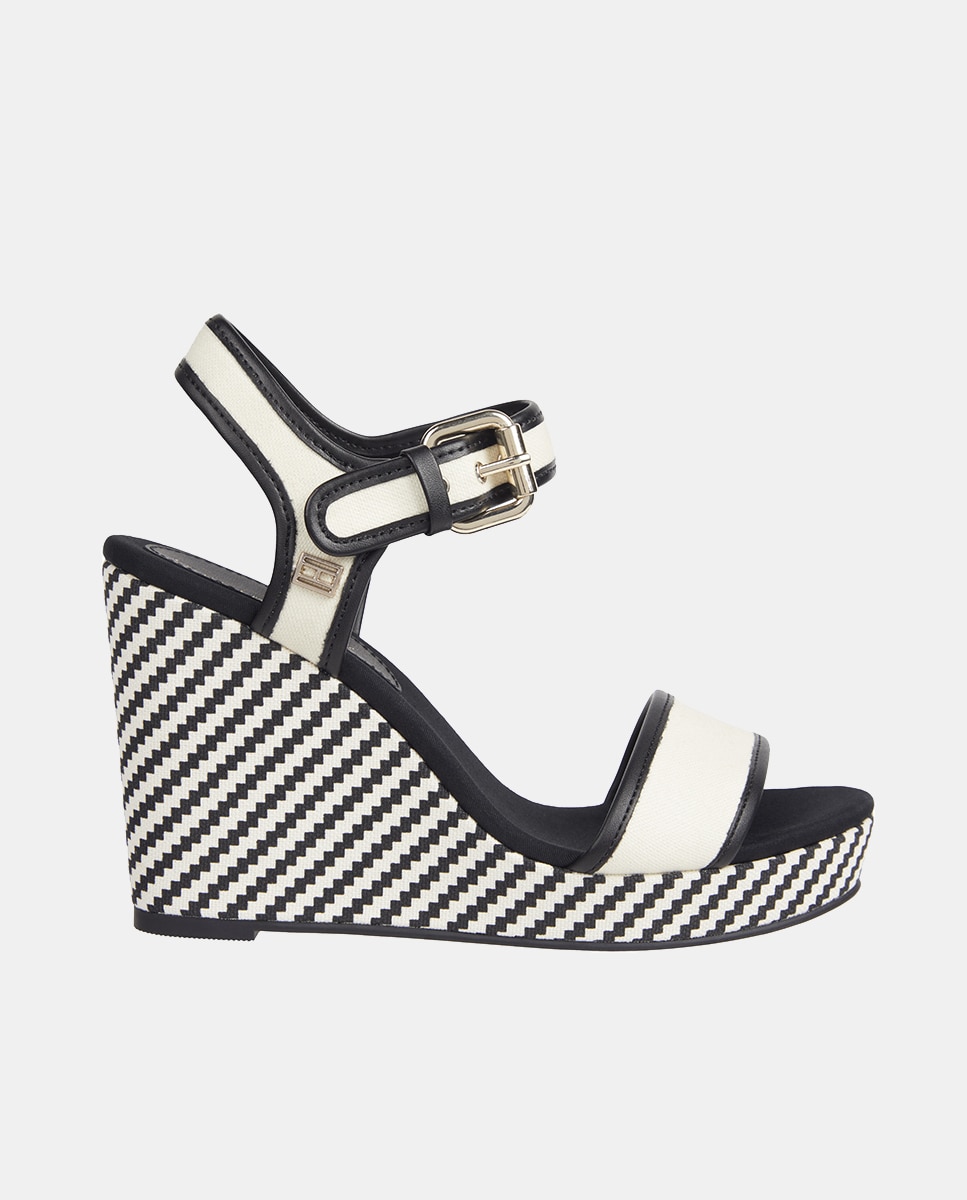 Imagen 0 de Sandalias de cuña de mujer en algodón con rayas geométricas y pulsera al tobillo