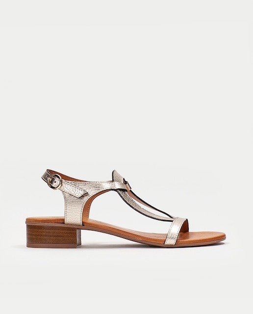 Imagen 0 de Sandalia plana Smart elaborada en piel