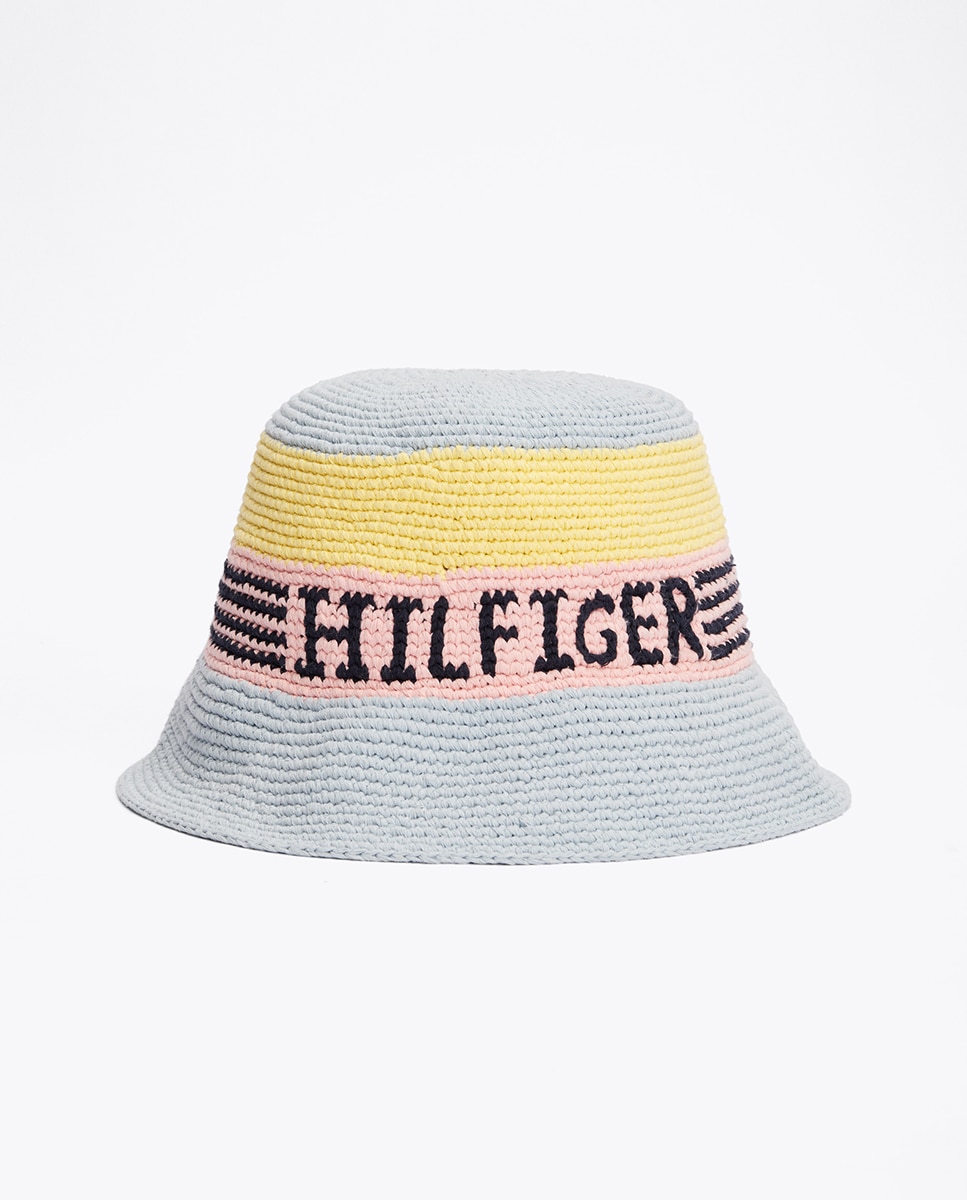 Imagen 0 de Gorra de niña liso con logo frontal bordado