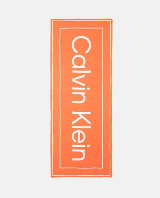 Imagen 0 de Fular con logo grande y detalles a contraste