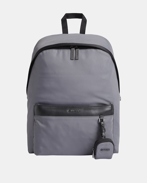 Imagen 0 de Mochila nylon Calvin Klein y estuche para los cascos