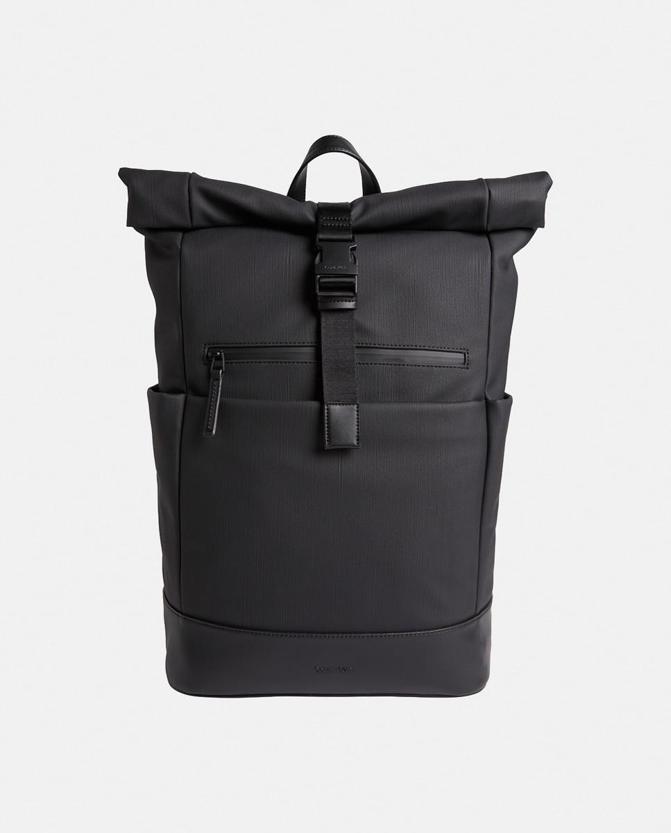 Imagen 0 de Mochila con textura rayada