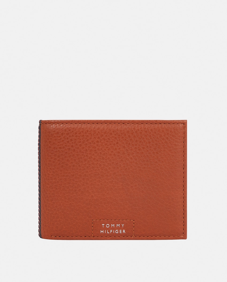 Imagen 0 de Cartera de hombre de piel en color cognac con logo Tommy Hilfiger