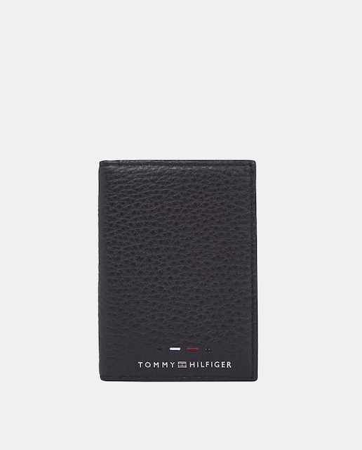 Imagen 0 de Cartera estilo trifold de hombre en color negro de Tommy Hilfiger.