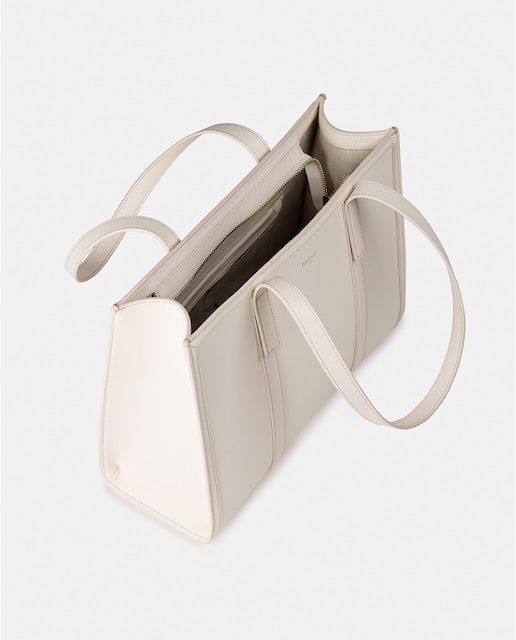 Imagen 0 de Bolso de mujer en formato baguette