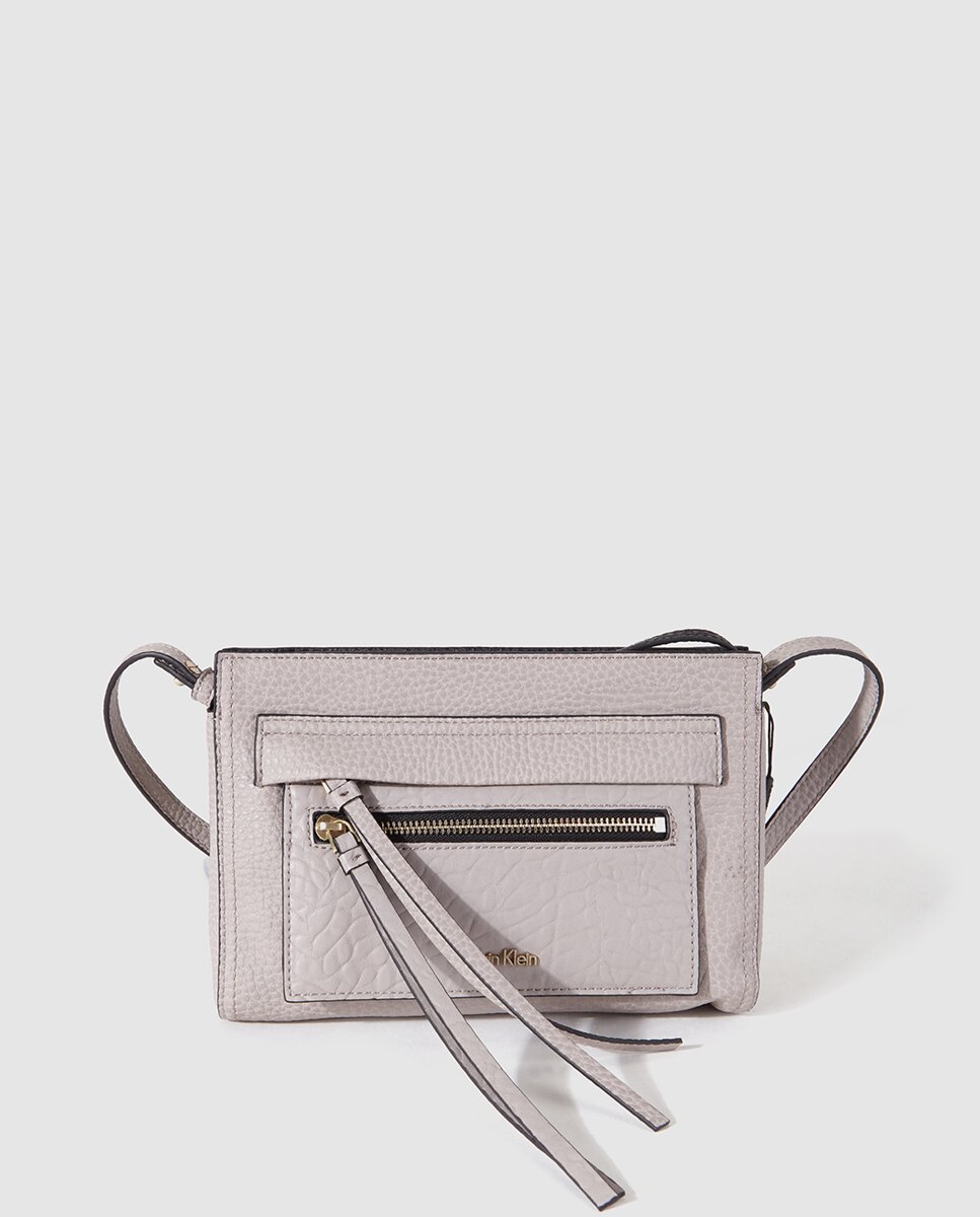 Imagen 0 de Bolso con solapa y cremallera